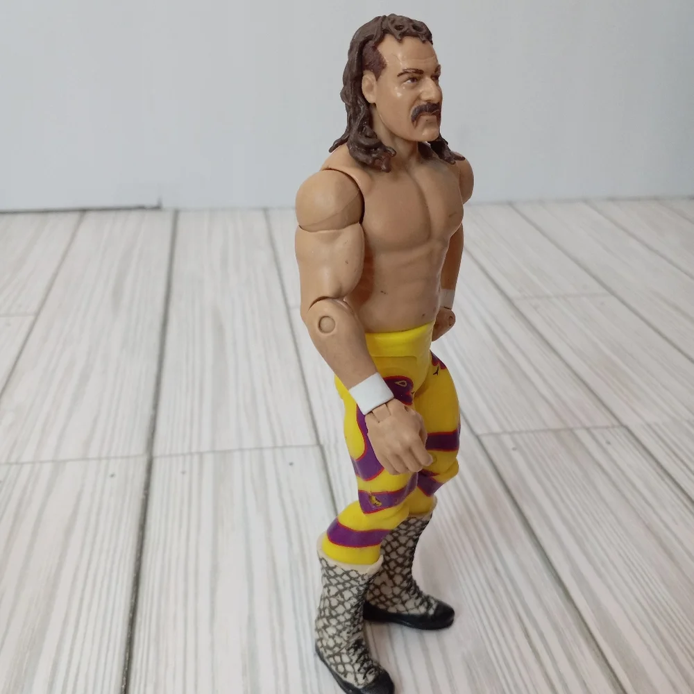 WWE Jake The Snake Roberts Battle Pack 30 Wrestling Action Figure - Picture 3 of 7